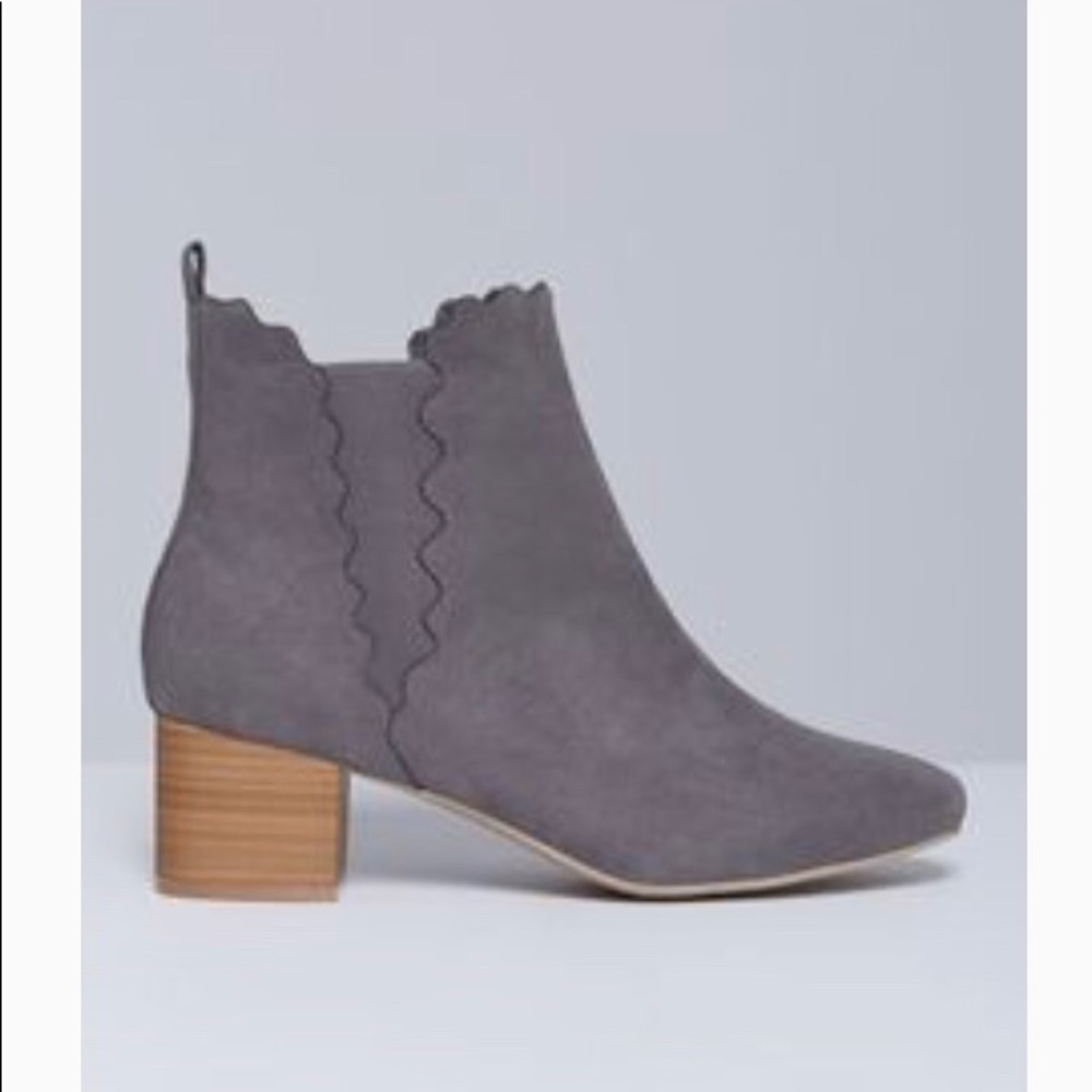 Grey Suede Boots size 9 NWT Brand New